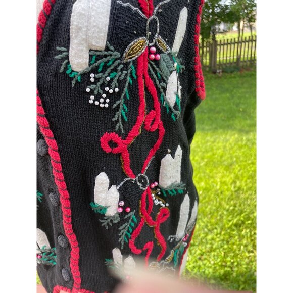 Vintage Victoria Jones Embroidered Holiday Vest M Black & Red Ramie/Cotton - Picture 3 of 8